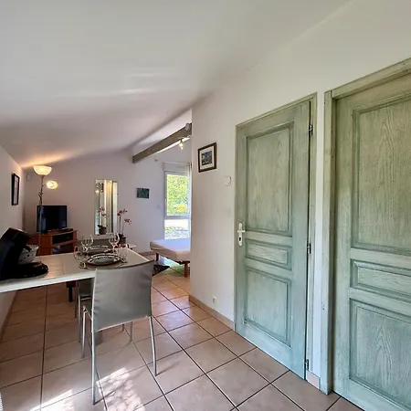 Maisonnette Cosy & Piscine, Calme Et Detente