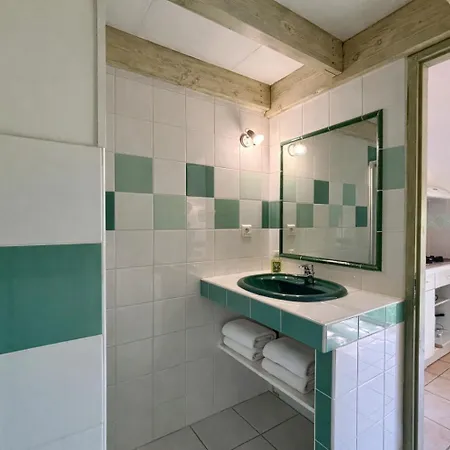 Maisonnette Cosy & Piscine, Calme Et Detente
